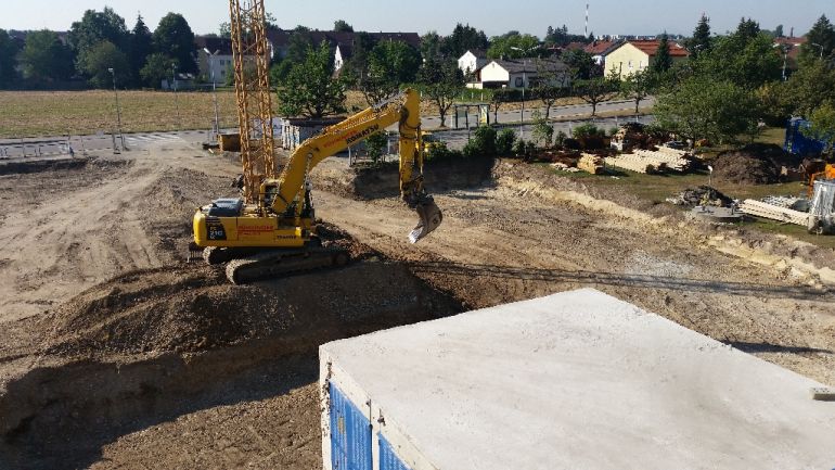 Baustelle  4 07